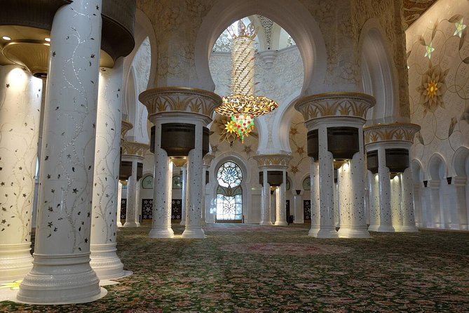 Private Abu Dhabi Sheikh Zayed Mosque With Louver Museum & Emirates Place Tea - Inclusion
