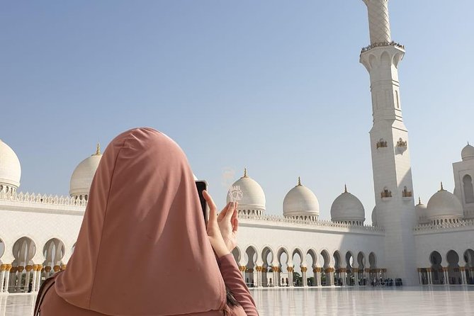 Private Abu Dhabi Tour With Emirati Guide - Discovering Heritage Village