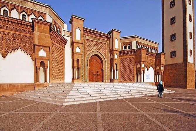 Private Agadir City Tour - Vibrant Souk Bargaining