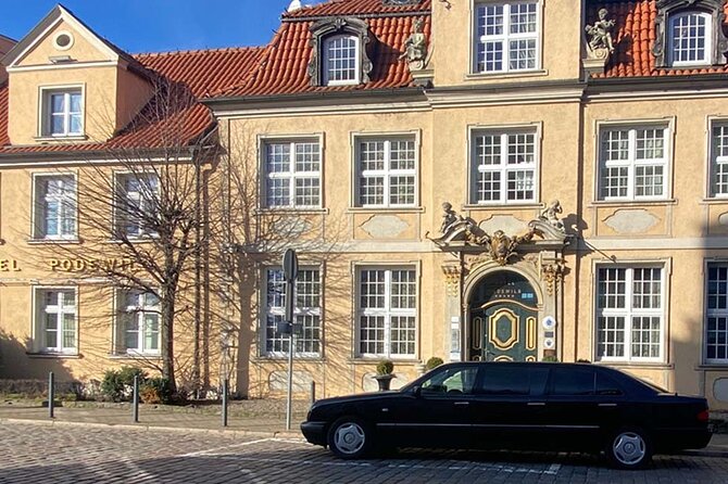 Private Airport Gdansk and Hotels Transfer up to 6 Guests - Luggage and Accessibility