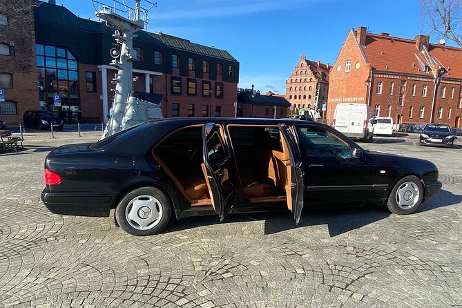 Private Airport Gdansk and Hotels Transfer up to 6 Guests - Booking and Confirmation