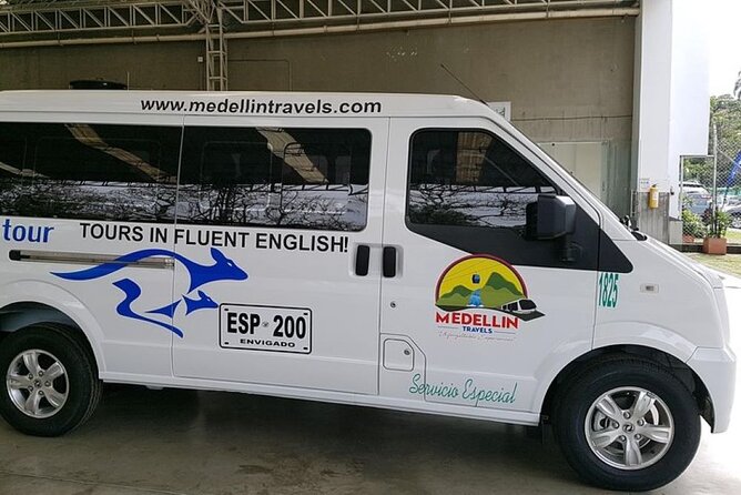 Private Airport Pickup Service in Medellin for You and Your Group - Key Points