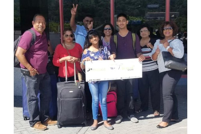 Private Airport Round Trip Transfer From Montego Bay Airport to Ocho Rios - Features of the Transportation
