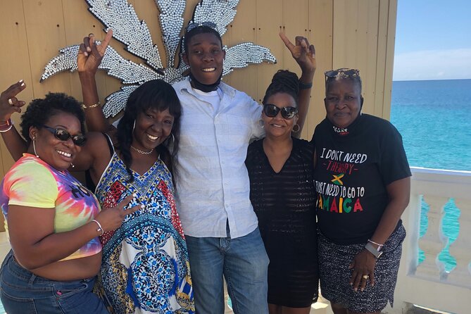 Private Airport Round Trip Transfer From Montego Bay Airport to Ocho Rios - Accessibility and Accommodations