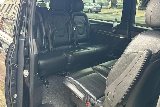 Private Airport Shuttle Transfer CDG or Orly to Paris - Meeting Point Options