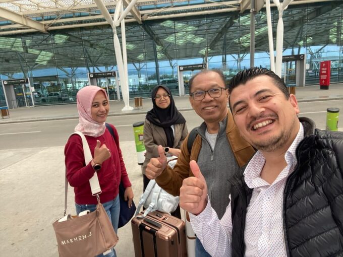 Private Airport Transfer - Luggage and Mobility