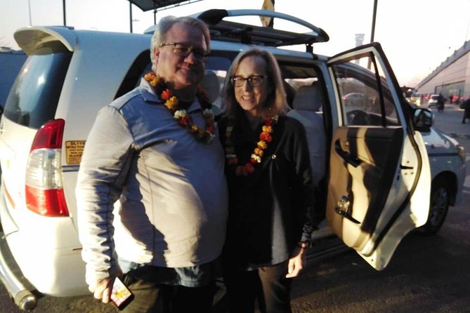Private Airport Transfer - DEL Airport to Hotel OR Hotel to DEL Airport - Pickup and Drop-off Details