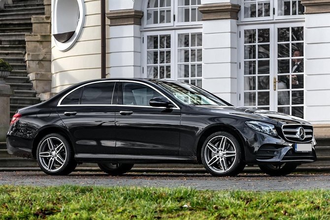 Private Airport Transfer: From Airport Gdansk GDN to Hotel in Gdansk (1-3 PAX) - Positive Customer Feedback