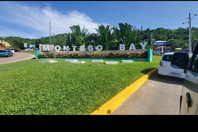 Private Airport Transfer From Montego Bay to Ocho Rios . - Booking Information