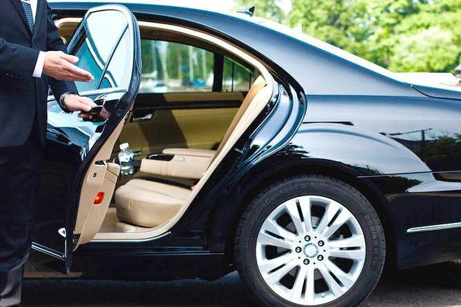 Private Airport Transfer From Napa Valley To SFO - Booking and Cancellation Policy