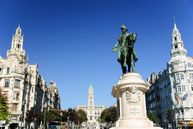 Private Airport Transfer From Porto to Santiago De Compostela - Key Points