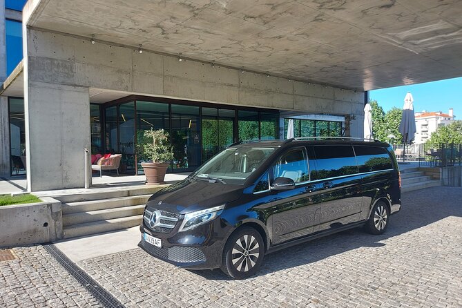 Private Airport Transfer From the Airport to Porto - Amenities and Equipment
