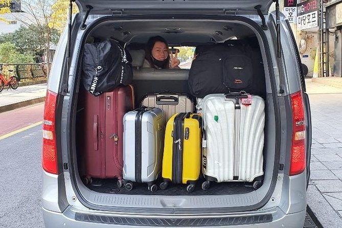 Private Airport Transfer: Gimpo Airport to Seoul City (1-5 Pax) - Booking Flexibility