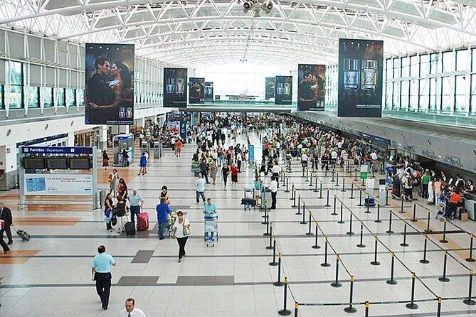 Private Airport Transfer in or Out With English Speaking Driver. - Meeting and Pickup Details
