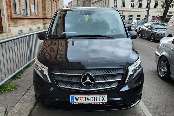 Private Airport Transfer in Vienna for up to 8 People in Minibus - Reliable and Comfortable Transport