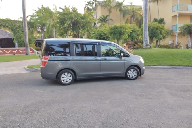 Private Airport Transfer to Ocean Coral Spring Resort - Accessibility and Participation