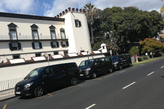 Private Airport Transfer to the Funchal More Return - Tour Exclusivity