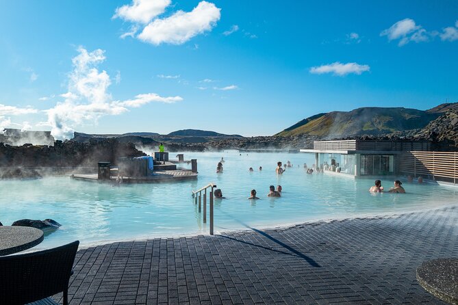 Private Airport Transfer With Blue Lagoon - Admission Included - Customization Options