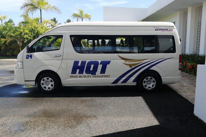 Private Airport Transfers, Taxis and Shuttles to Hotels in Dominican Republic - Vehicle and Accessibility Details