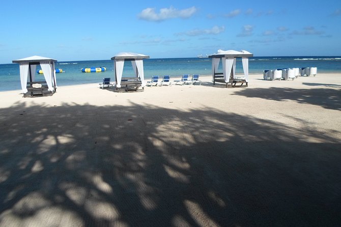 Private Airport Van From Kingston - Booking Your Stay