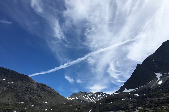 Private Ålesund Trollstigen-Trollroad in Small(8-15)Groups - About Your Stay