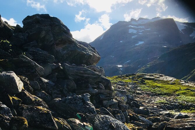 Private Ålesund Trollstigen-Trollroad in Small(8-15)Groups - Questions About Staying Here