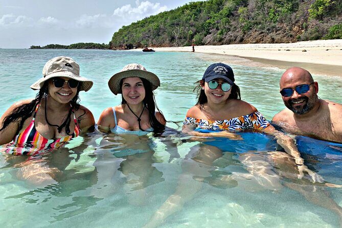 Private All-Inclusive 22ft Boat Guided Snorkeling Icacos Palomino - Why This Tour Stands Out