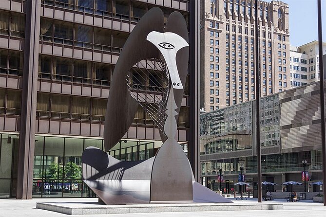 Private & All-Inclusive Chicago Downtown Highlights Walking Tour - Booking and Cancellation