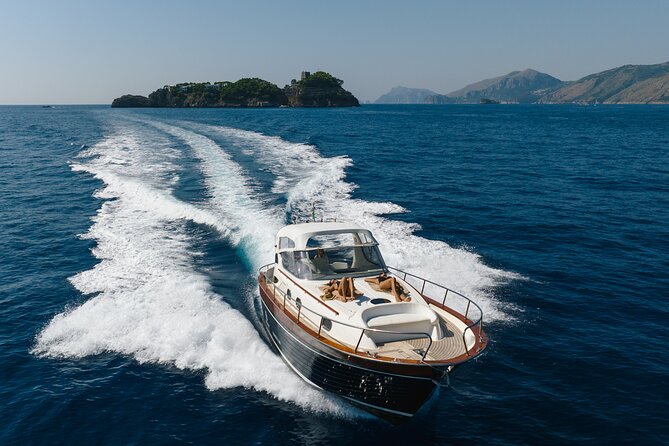 Private Amalfi Coast Tour With Apreamare 38FT DIAMOND - About the Boat