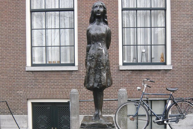 Private Amsterdam WW2 Walking Tour - Personalized Experiences With Local Guides
