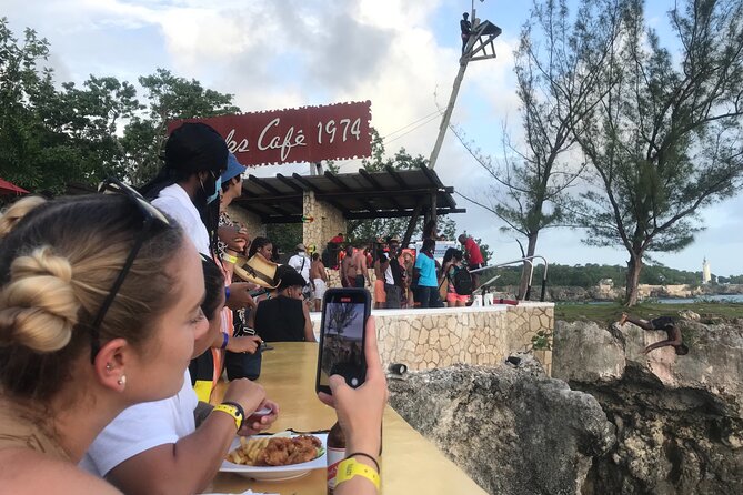Private and Customized Tour to Negril From Montego Bay - Transportation and Amenities