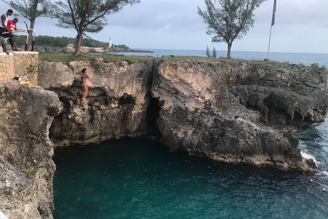Private and Customized Tour to Negril From Montego Bay - Pricing and Cancellation Policy