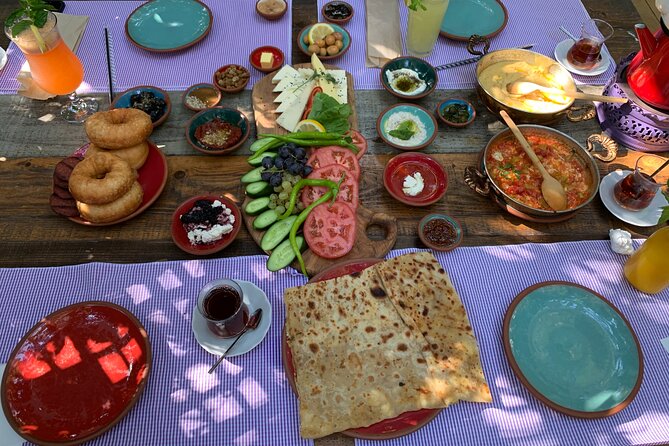 Private and Guided VEGETARIAN / VEGAN Tour of Istanbul - Tour Overview