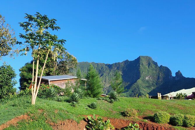 Private and guided visit to Mystery House Raiatea - Introduction