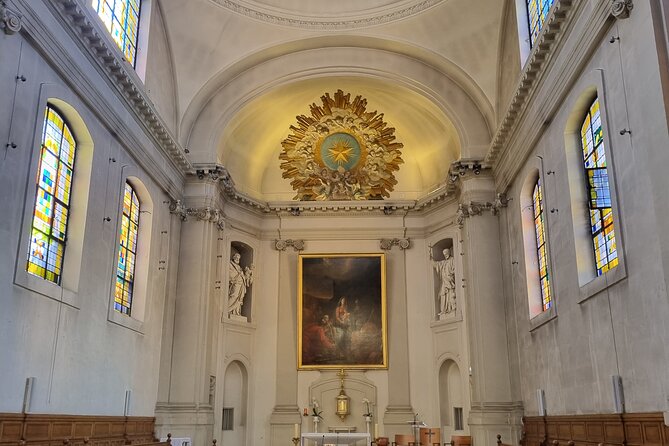 Private and Secret Tour of the 7th Arrondissement of Paris - Insider Tips for Visitors