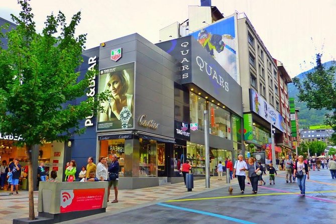 Private Andorra Tour : Sightseeing & Shopping Local Lunch - Expected Experience