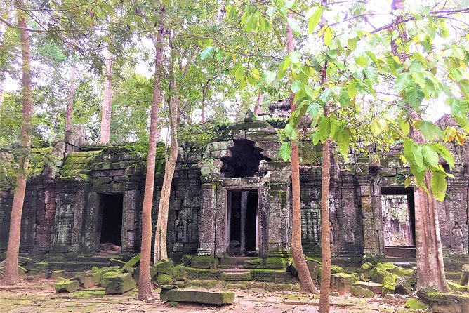 Private Angkor Bakeng Sunset Hidden Gem Bike Tour - Meeting and Pickup
