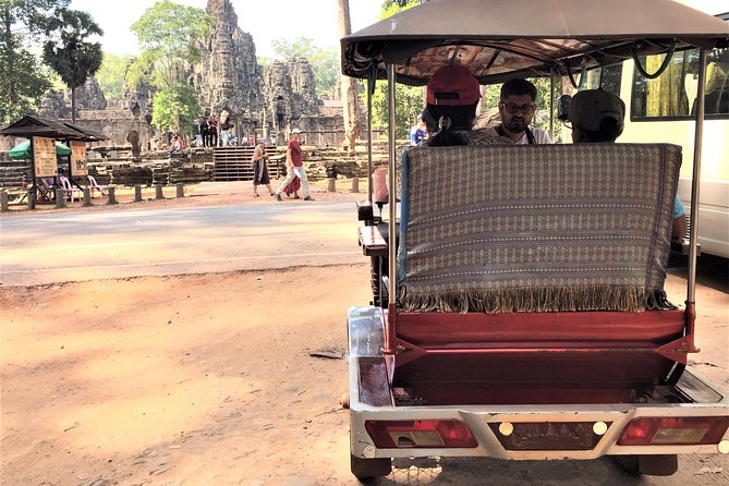 Private Angkor Sunrise Bayon Ta Prohm Bonteay Srie Vip Tour - Booking Information