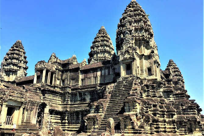 Private Angkor Sunrise Bayon Ta Prohm Bonteay Srie Vip Tour - Stunning Sunrise at Angkor