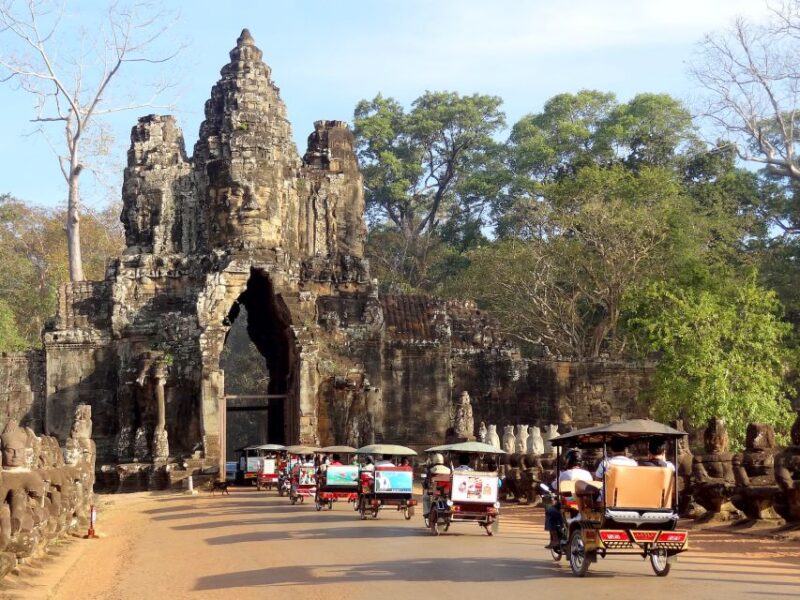 Private Angkor Sunrise, Guide Breakfast and Tuktuk Included - Experience Highlights