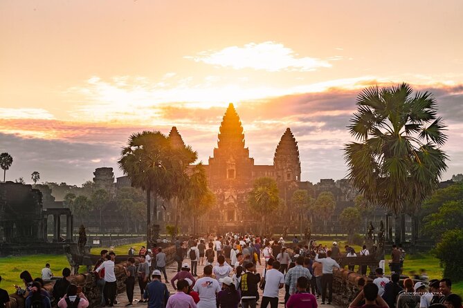Private Angkor Sunrise Guided Tour - Dress Code