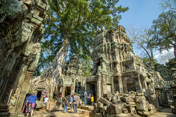 Private Angkor Tour With Local Guide & Inclusive Lunch - Personalized Service With Guide