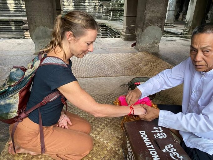 Private Angkor Wat Sunrise Tour With Breakfast and Snack - Pricing and Duration