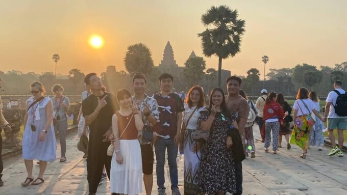 Private Angkor Wat Sunrise Tour With Breakfast - Cancellation and Refund Policy