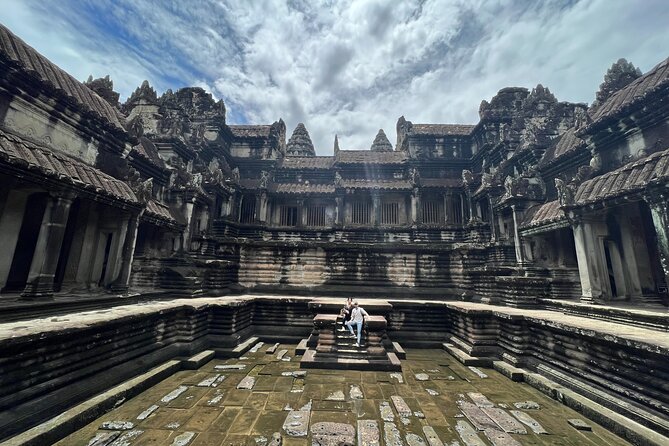 Private Angkor Wat Sunrise Tour With Lunch Included - Highlights and Must-See Attractions