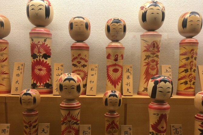 Private Aomori Handicraft Making Experience Tour - Accessibility and Policies