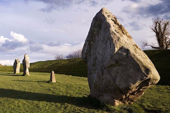 Private Archaeologist–Led Stonehenge Salisbury and Avebury Tour - Expert Guidance