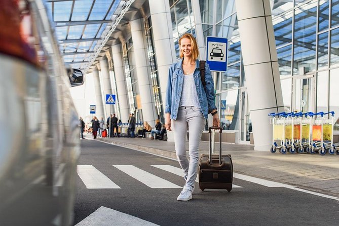 Private Arrival & Departure Transfer : Kuching Airport (Sarawak) - Pickup and Meeting Points