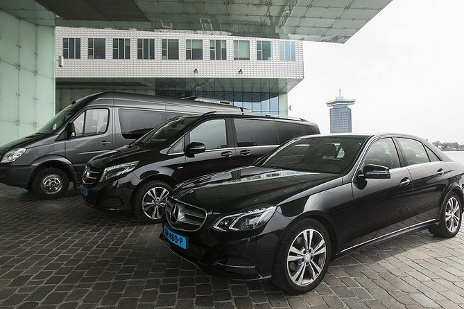 Private Arrival or Departure Transfer: Amsterdam Airport (Minivan 1-7) - Key Points