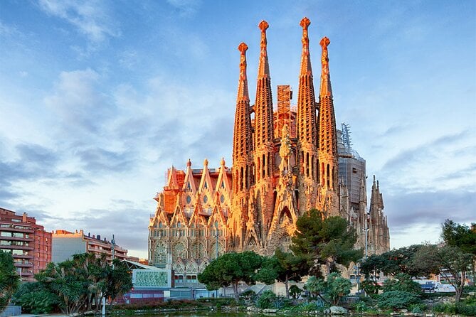 Private Arrival Transfer From El Prat Airport to Central Barcelona - Pricing and Guarantees